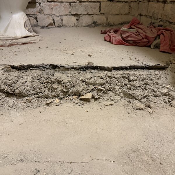 Демонтажные работы в Юрмале: Демонтаж строительных материалов с немедленной уборкой за соб