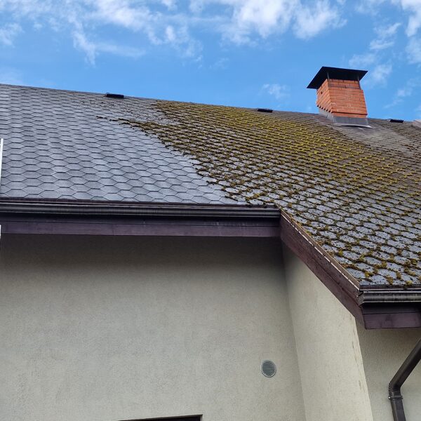 Чистка крыши в Юрмале: Правильный уход за кровлей – чистка с применением спецсредств.